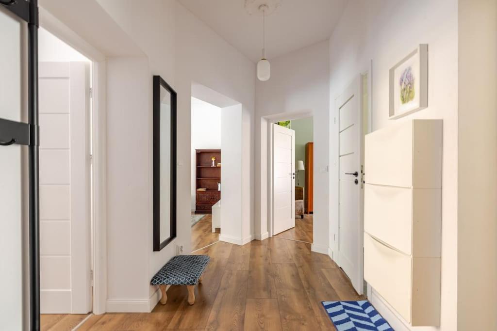 Apartament Rozeta Centrum 6Os Legnica Esterno foto